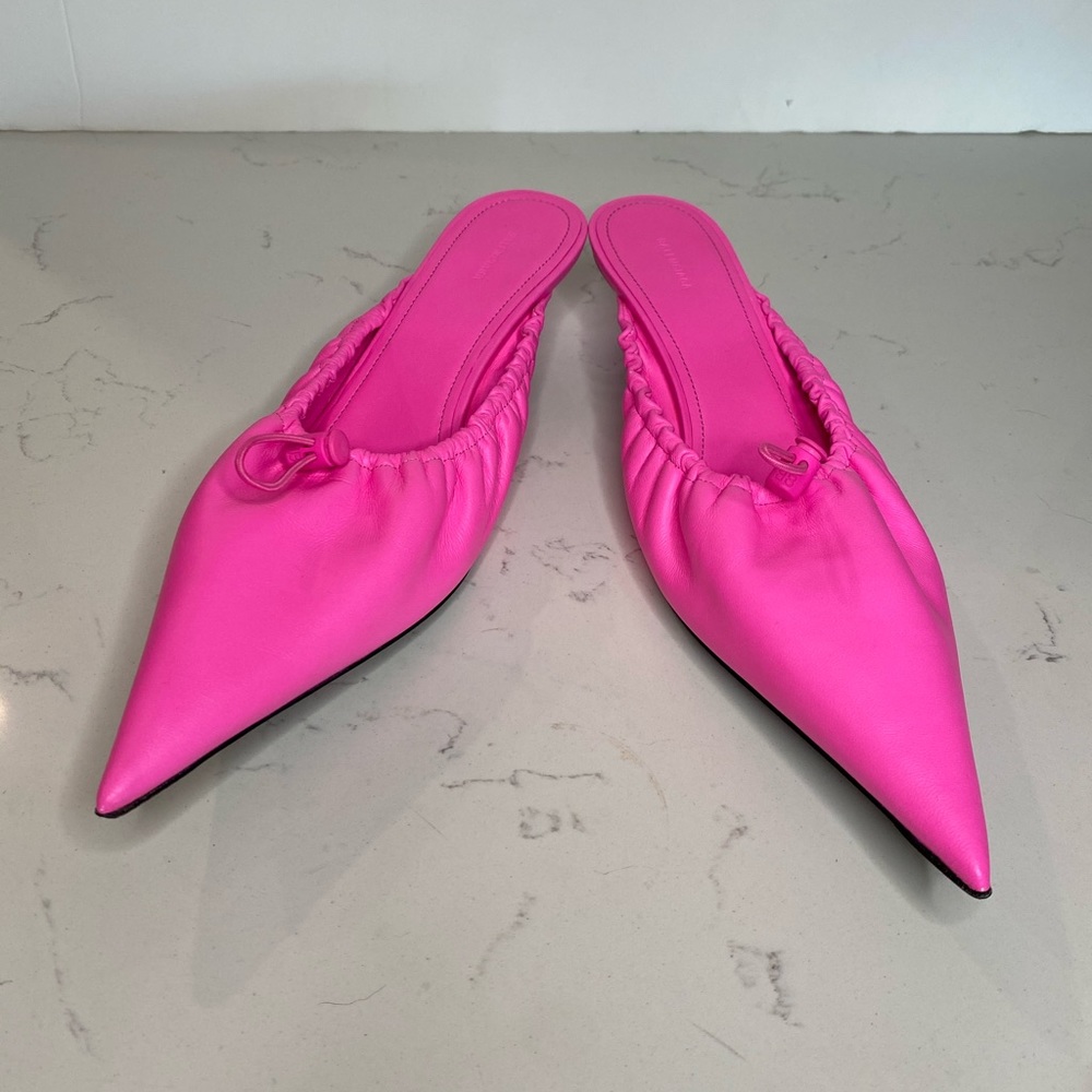 ❌SOLD❌ Balenciaga Hot Pink Leather Pointed Toe Mule